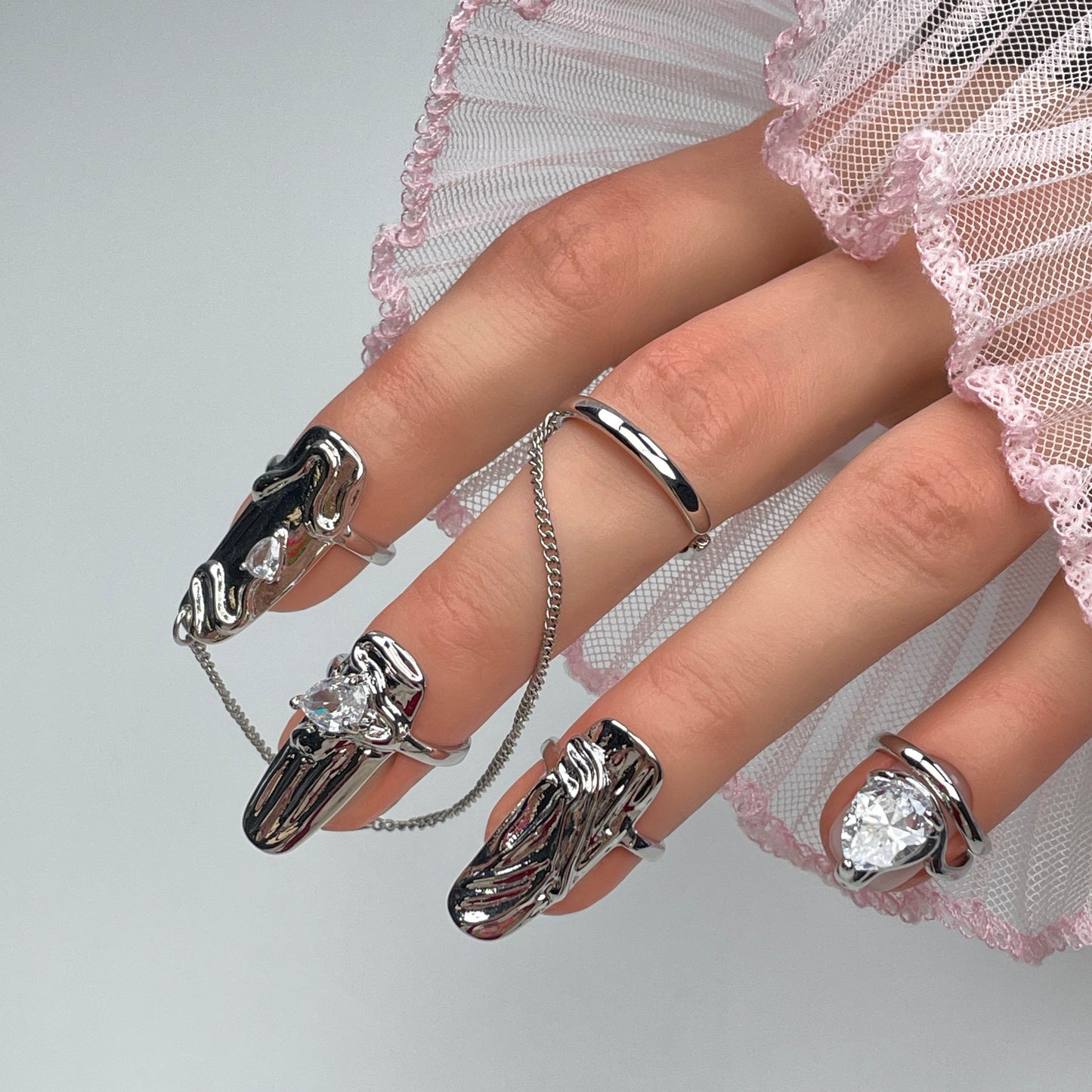 Gothic Nail Rings – Silver Fingertip Jewelry with Chains and Crystals, Adjustable Rings for Cosplay & Alternative Fashion