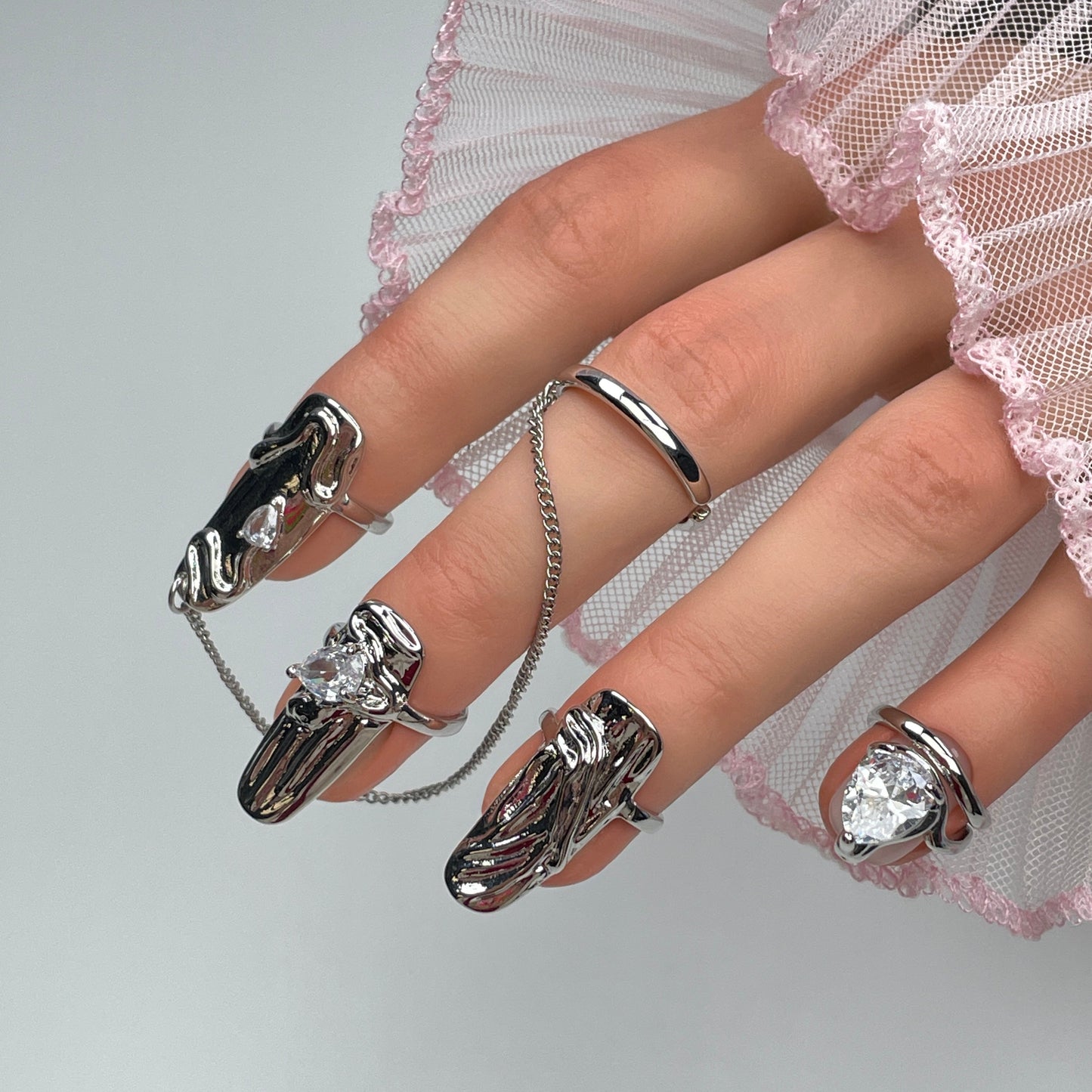 Gothic Nail Rings – Silver Fingertip Jewelry with Chains and Crystals, Adjustable Rings for Cosplay & Alternative Fashion
