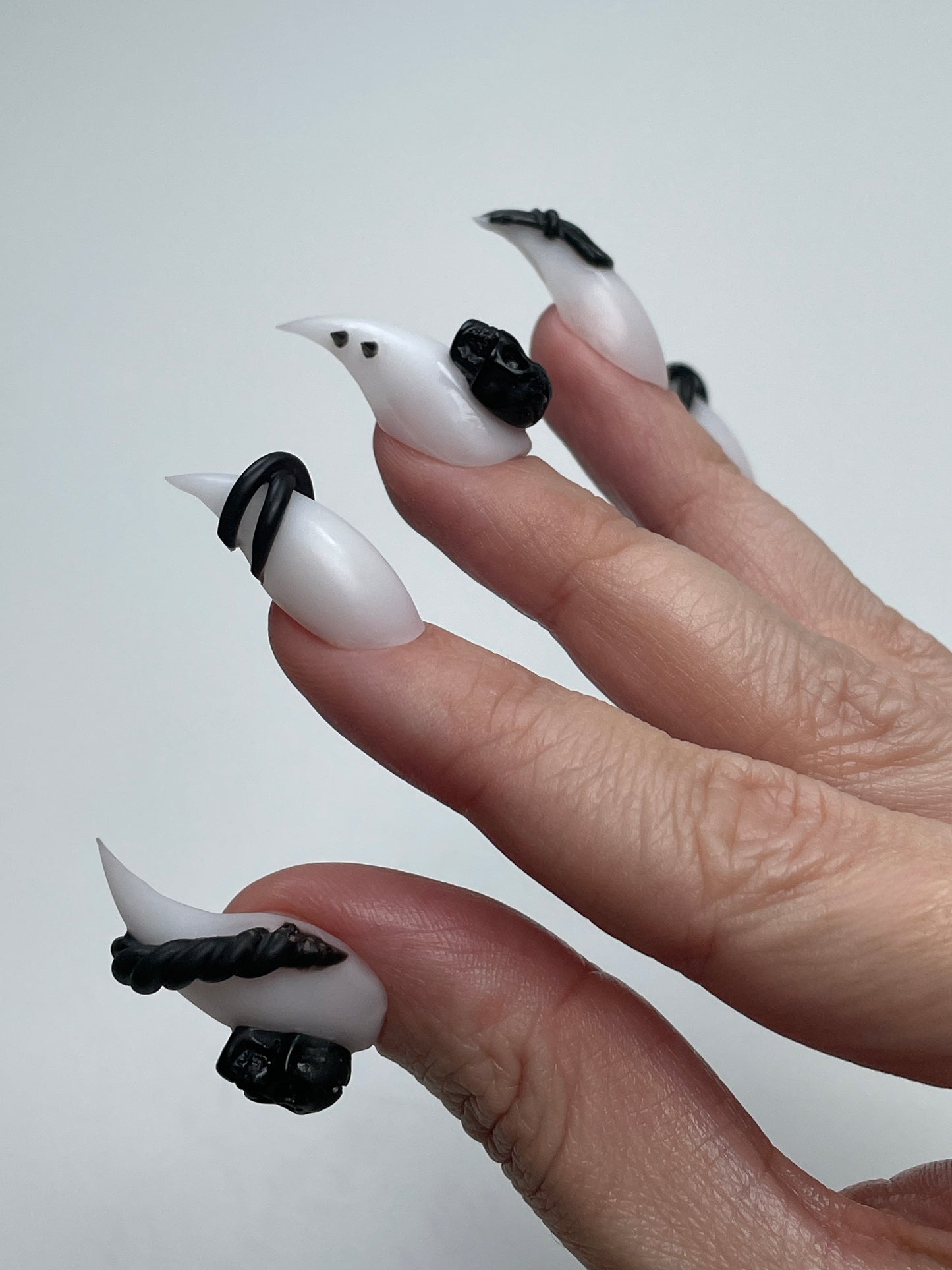 Gothic Claw Press On Nails – White with Black Skulls, Spikes & 3D Charms, Halloween Nail Set, Custom Sizes